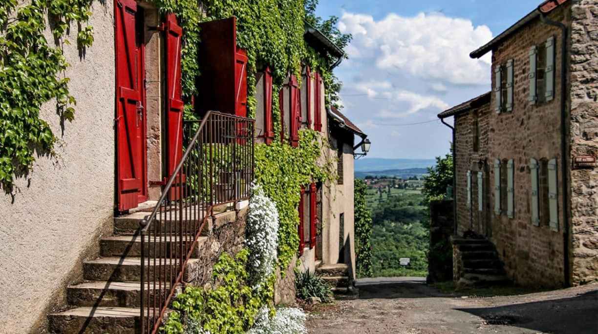 Village Mont-Saint-Vincent Bourgogne