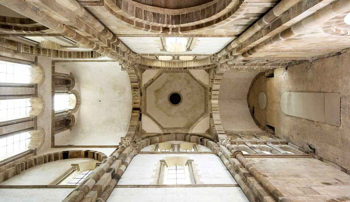 Bourgogne plafond du transept de l'abbaye de Cluny