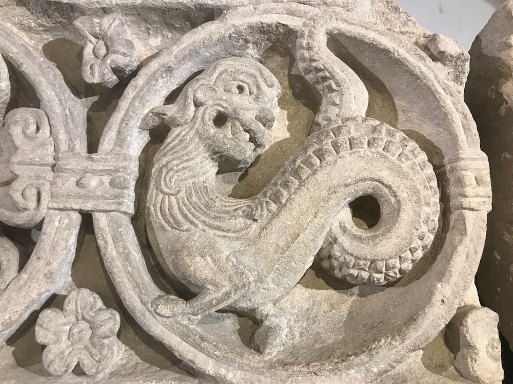 Bas reliefs de l'abbaye de Cluny