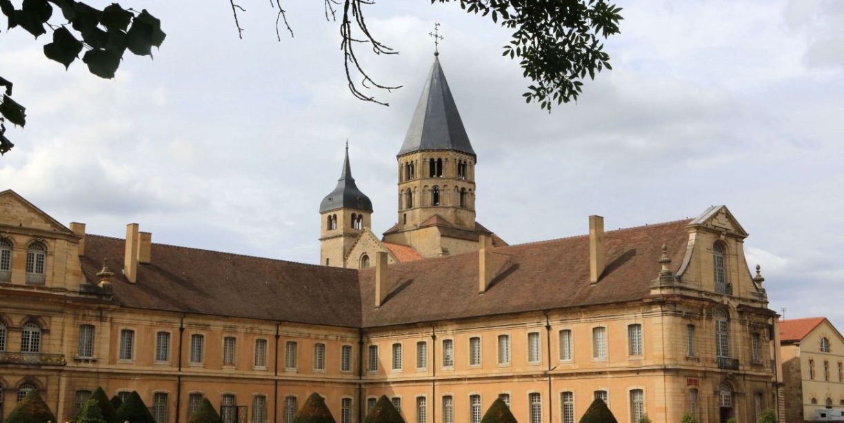 Bourgogne abbaye de Cluny batiments conventuels