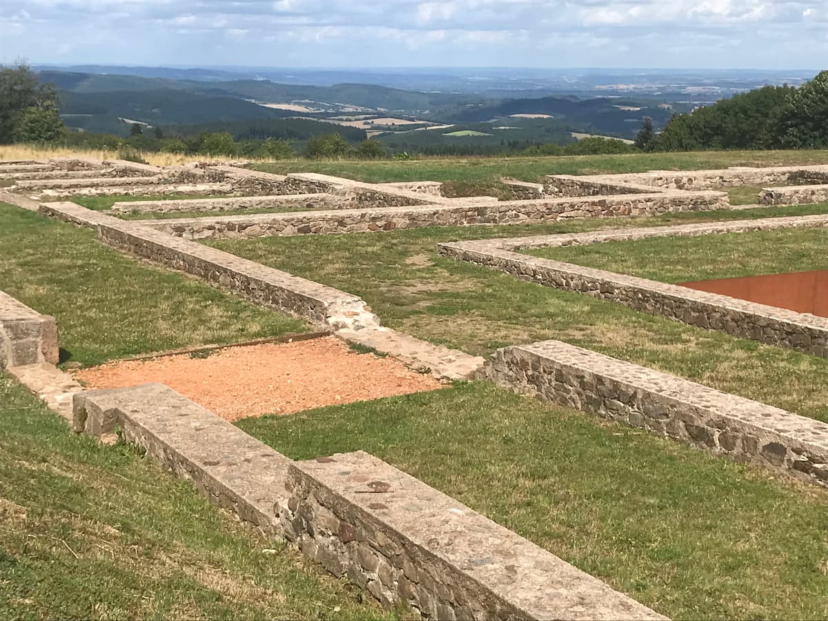 Bourgogne Vestiges gallo-romains à Bibracte sur le Mont Beuvray