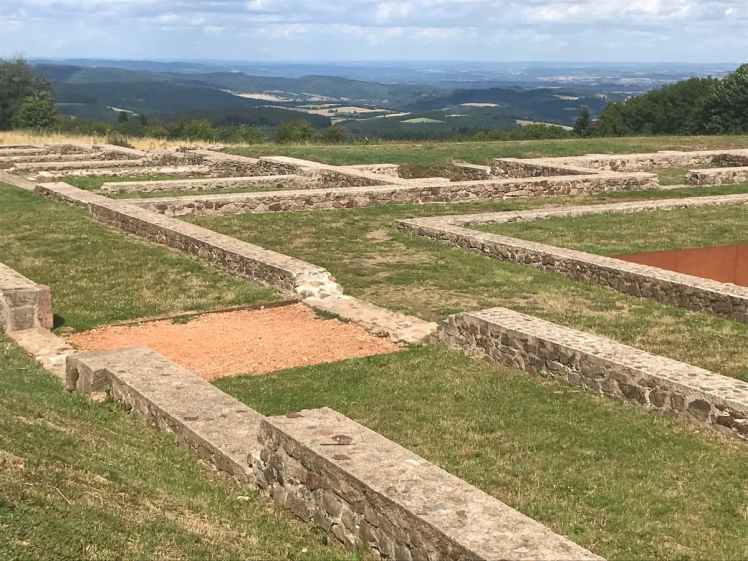 Bourgogne Autun et le site gallo-romain de Bibracte
