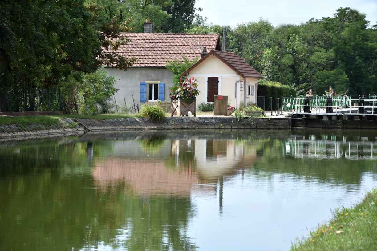 Canal du Centre à Digoin en Bourgogne