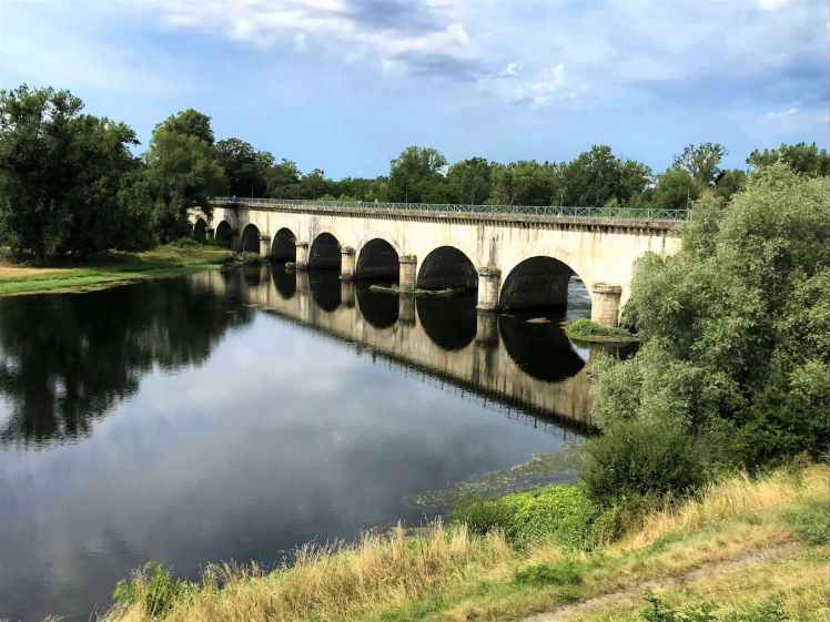 Bourgogne du pont-canal de Digoin à Paray-le-Monial