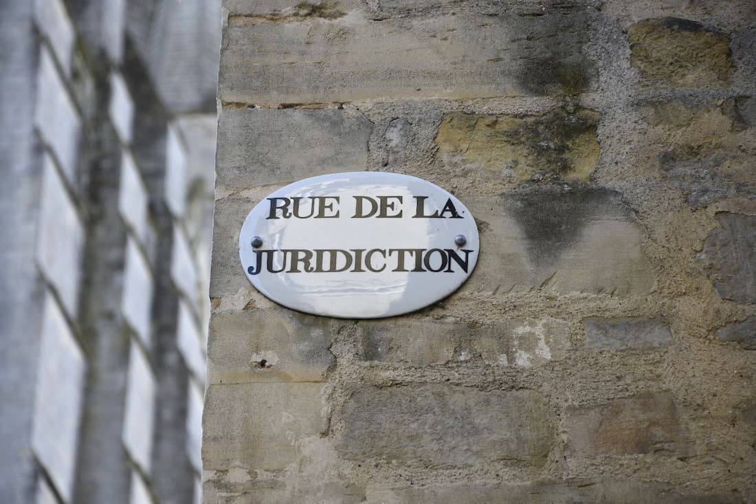 Plaque de rue à Bayeux