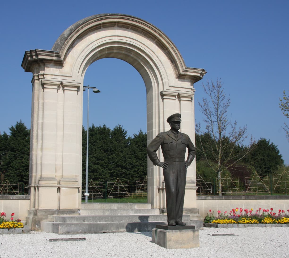 Normandie Bayeux statue d'Eisenhower