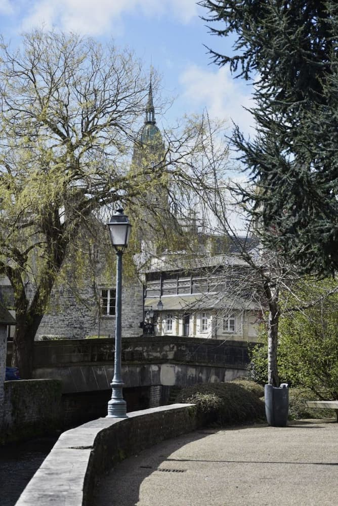 Normandie Berges de l'Aure à Bayeux