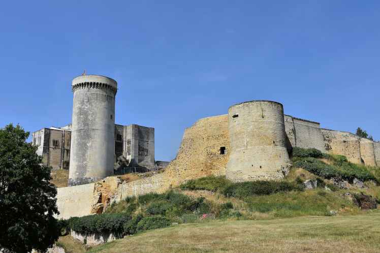 Falaise : le château de Guillaume le Conquérant
