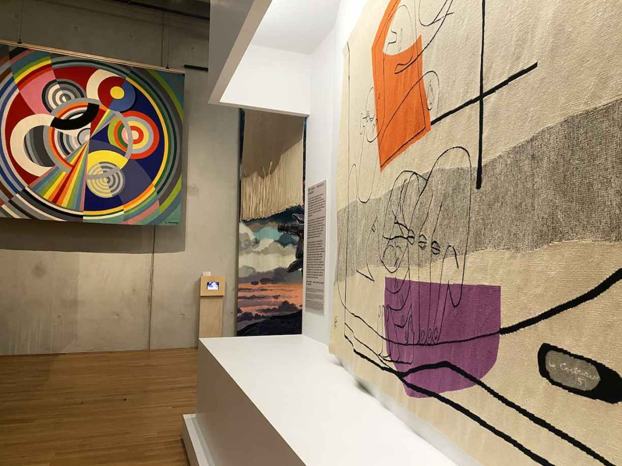 Tapisseries Vasarely à Aubusson cité internationale Creuse