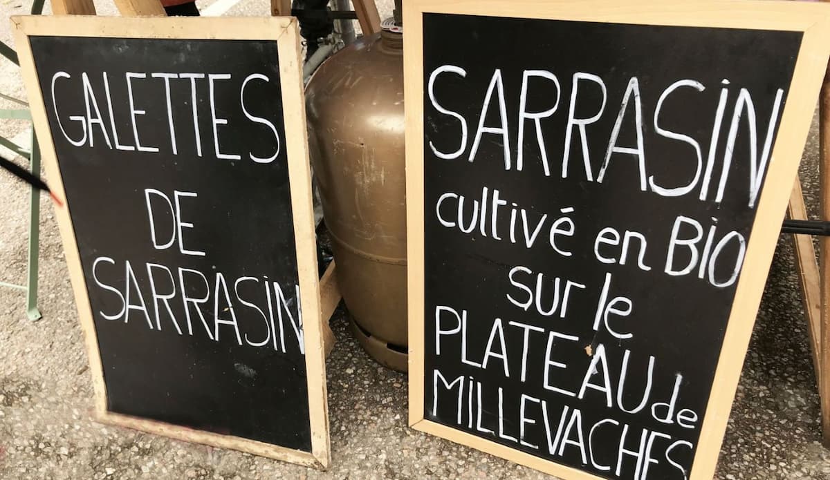 Le marché du samedi à Felletin Creuse