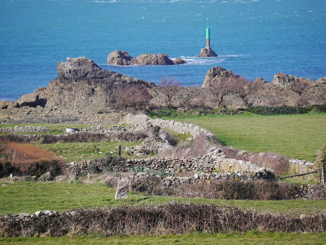 Phare de Goury vu du GR