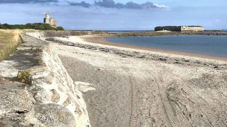 Tatihou, le fort de l'Ilet et le fort Vauban