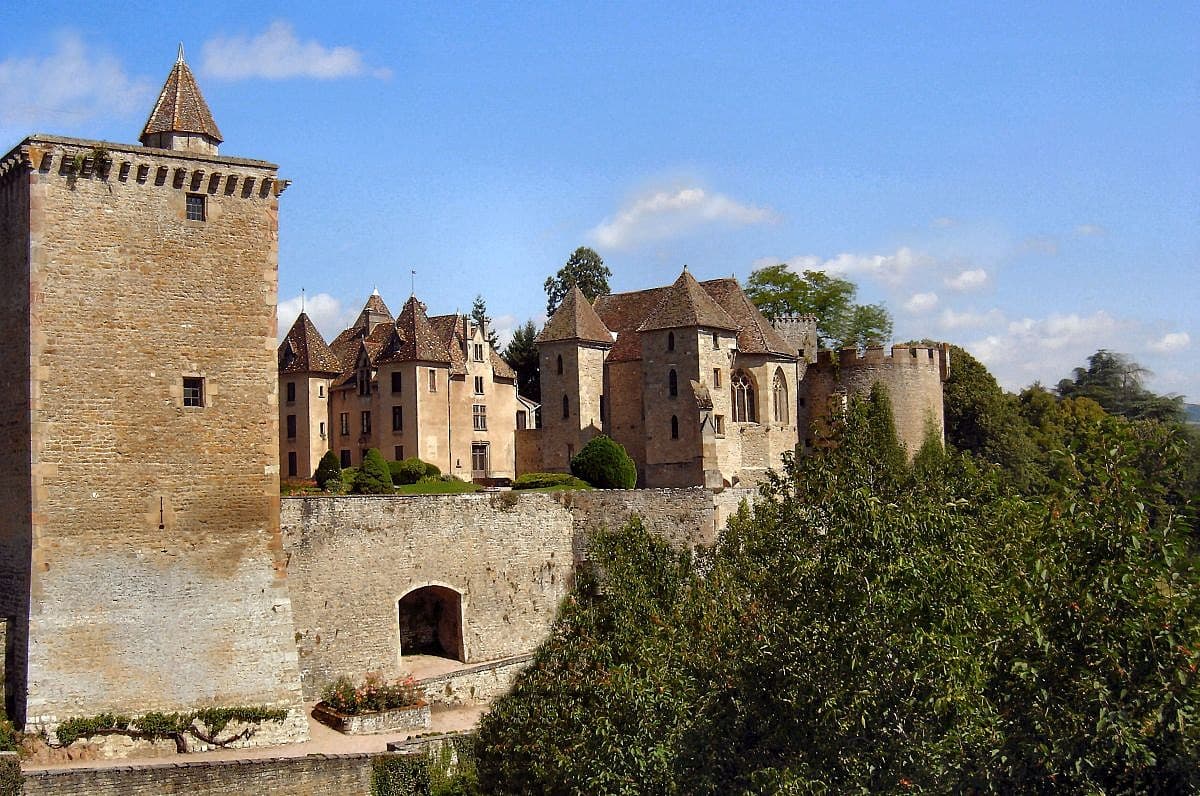Bourgogne château de Couches