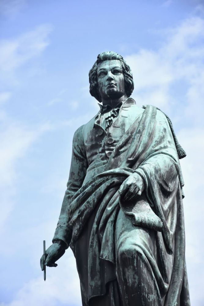 Autriche Statue de Mozart à Salzburg