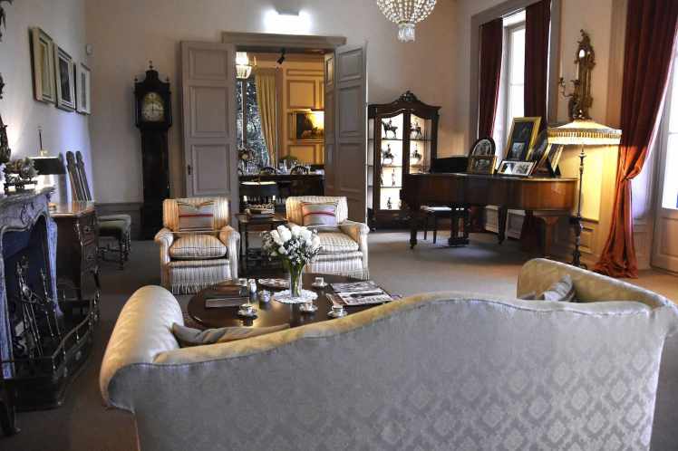 Salon de la maison de Chaplin à Le Manoir de Ban à Vevey en Suisse