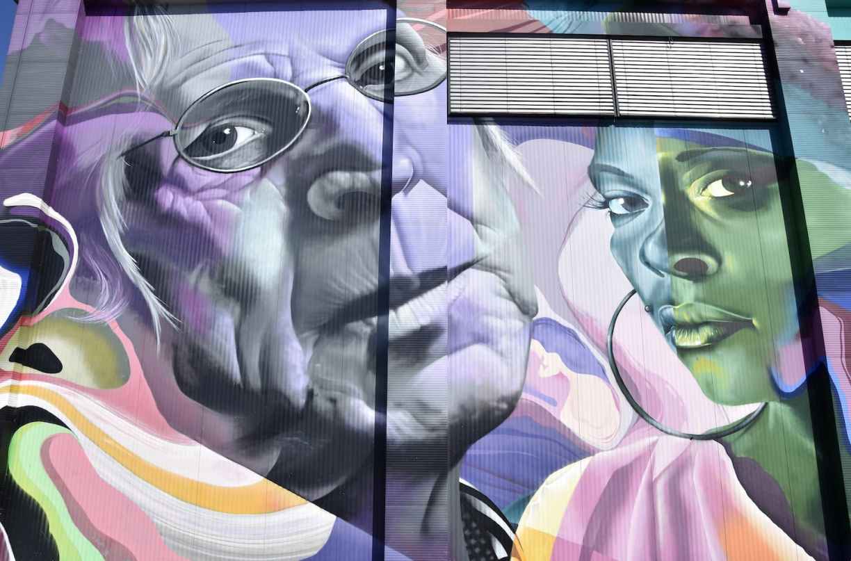 Mural Harbor Gallery, portrait de femme street art Linz en Autriche