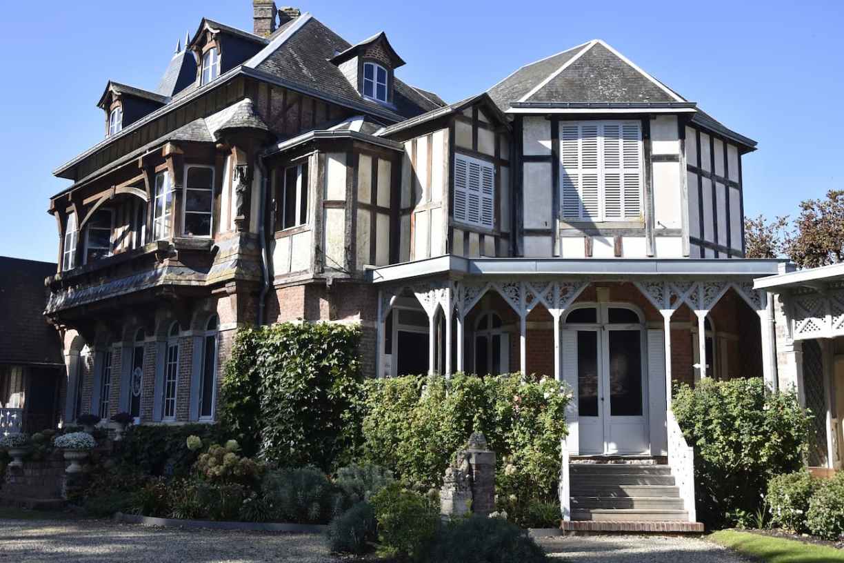 Normandie : le Clos Lupin à Étretat 