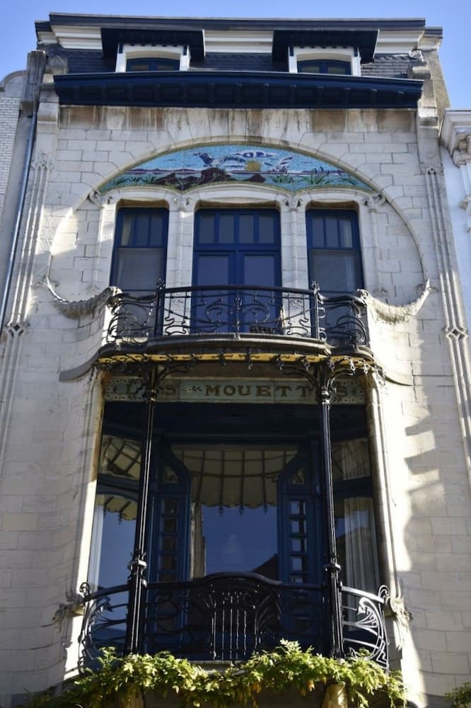 Hotel particulier à la façade art nouveau à Anvers Belgique