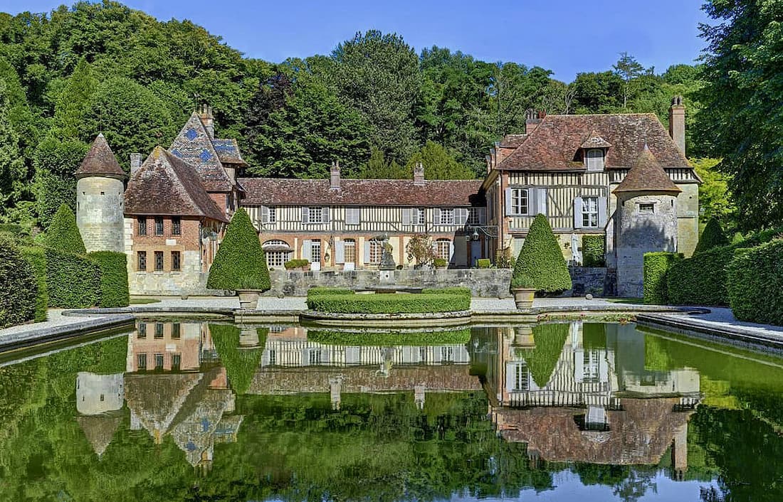 Normandie – Le très discret château de Boutemont et ses&nbsp;jardins