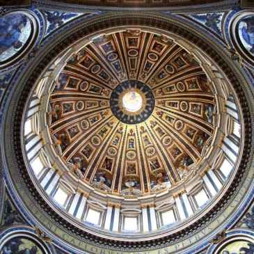 Intérieur de la coupole de Saint-Pierre