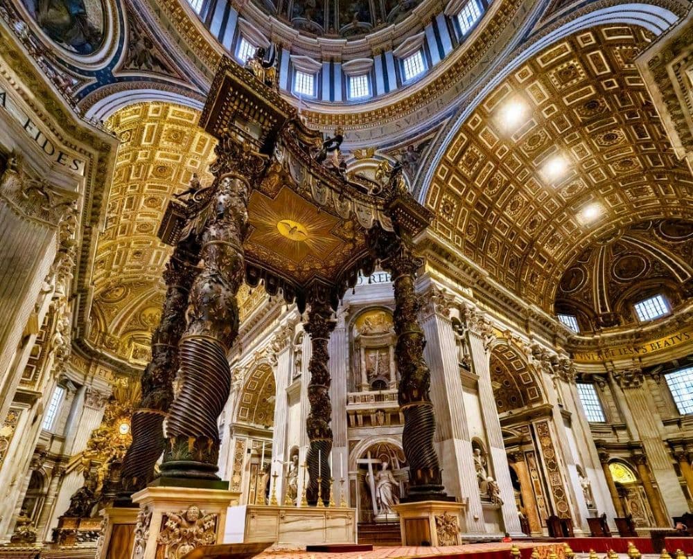 Rome Saint-Pierre baldaquin du Bernin