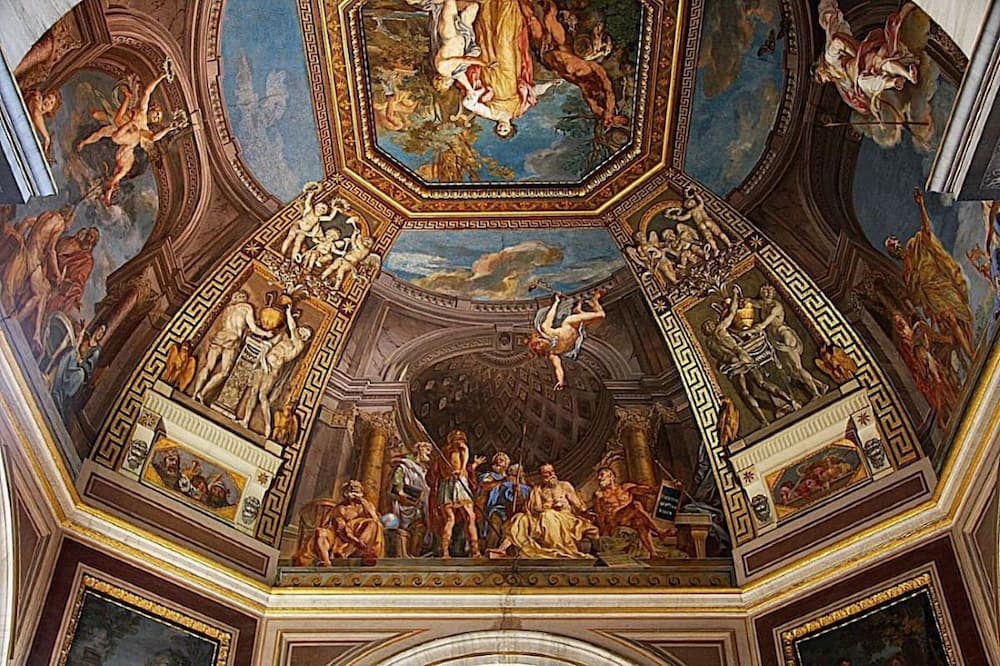 Plafond des musées du Vatican à Rome