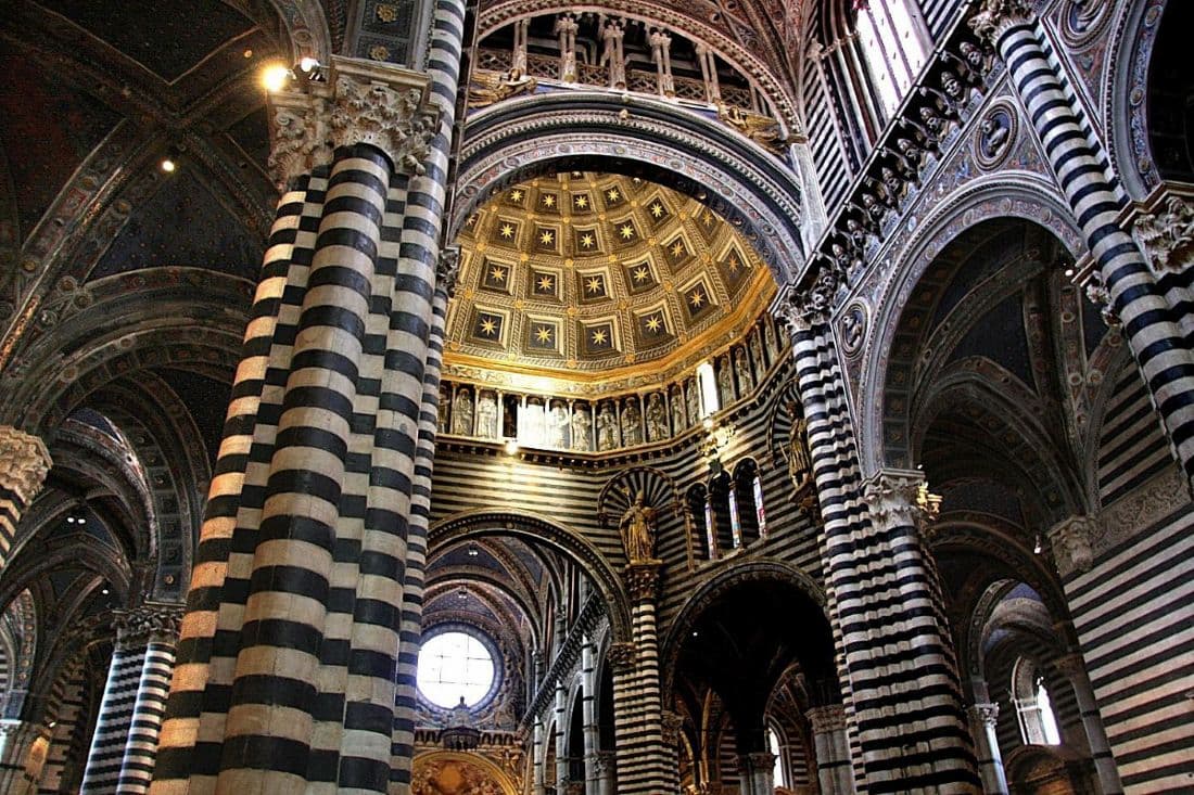Italie Sienne intérieur de la cathédrale