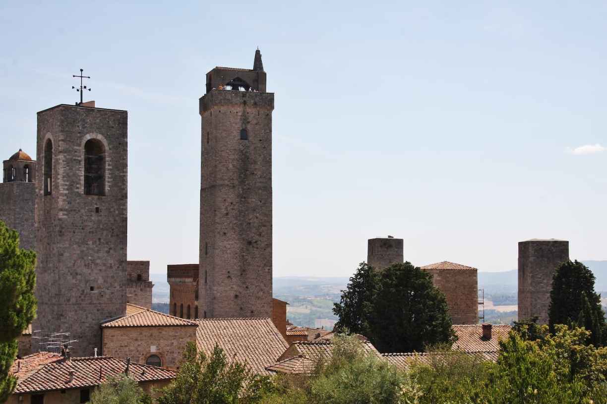 Italie Les tours de San Gimignano en Toscane
