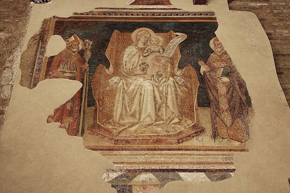 Fresque de l'église de San Gimignano  en Toscane