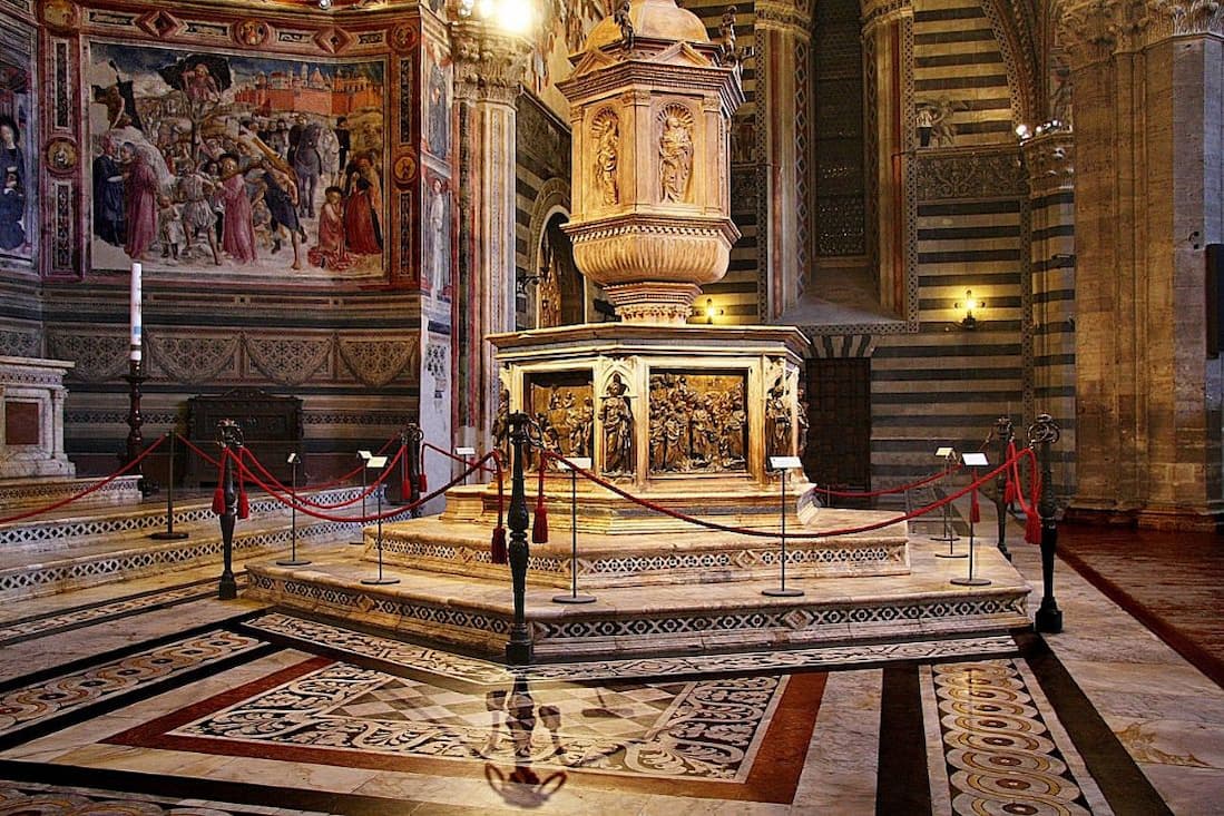 Italie Sienne Baptistère du Duomo