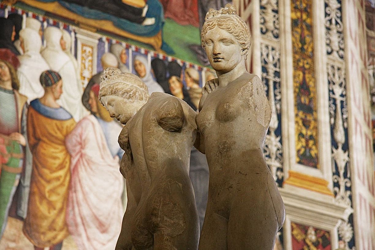 Italie Statue de Trois Grâces de la cathédrale de Sienne