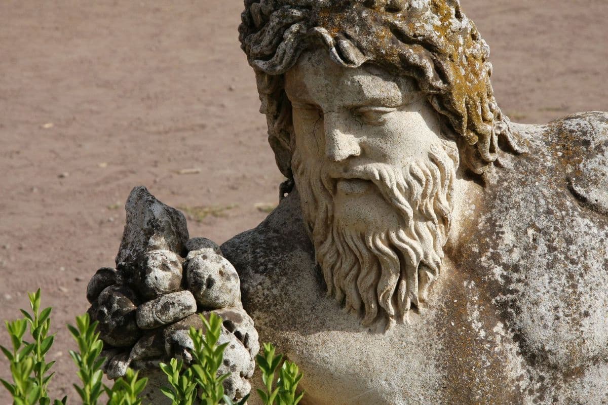 Rome Tivoli : villa d'Hadrien statue du bassin