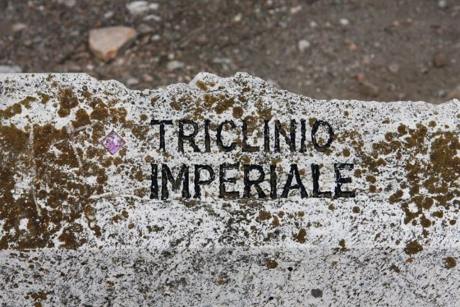 Rome Tivoli triclinio de la villa d'Hadrien