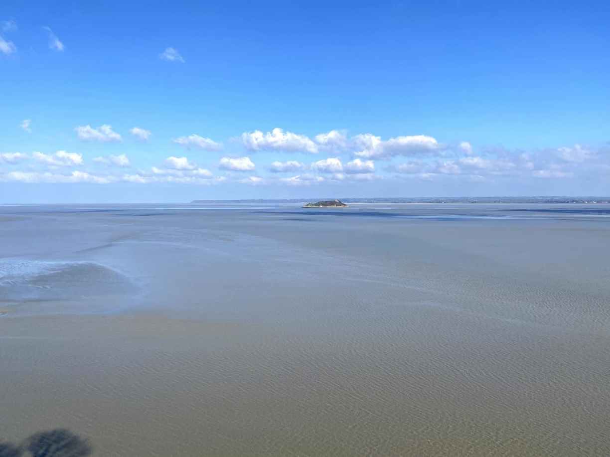 Ile de Tombelaine baie du Mont-Saint-Michel en Normandie 