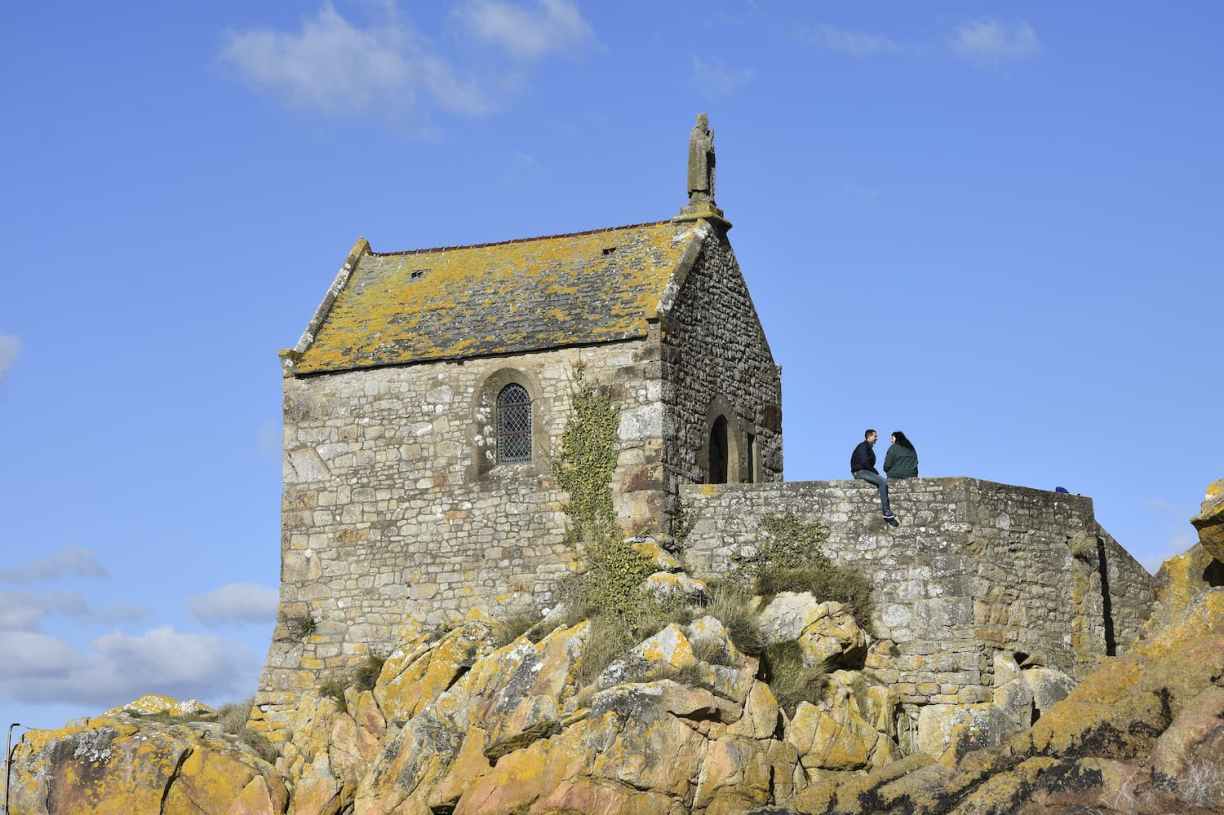 Mont-Saint-Michel en Normandie : la chapelle Saint-Aubert