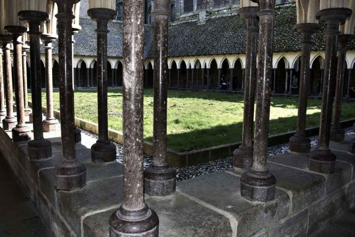 Normandie Mont-Saint-Michel : le cloître