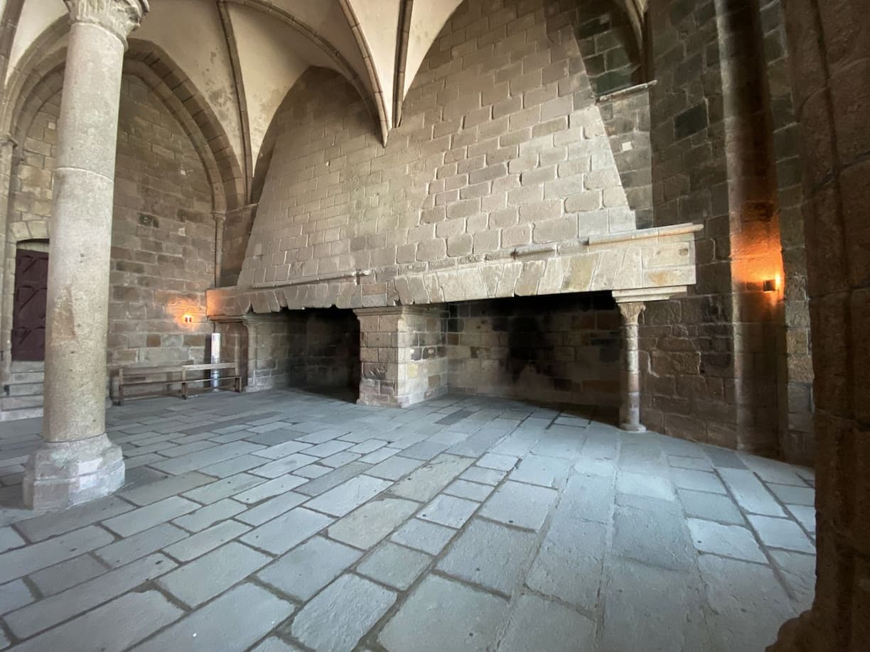 Normandie Mont-Saint-Michel : salle des hôtes