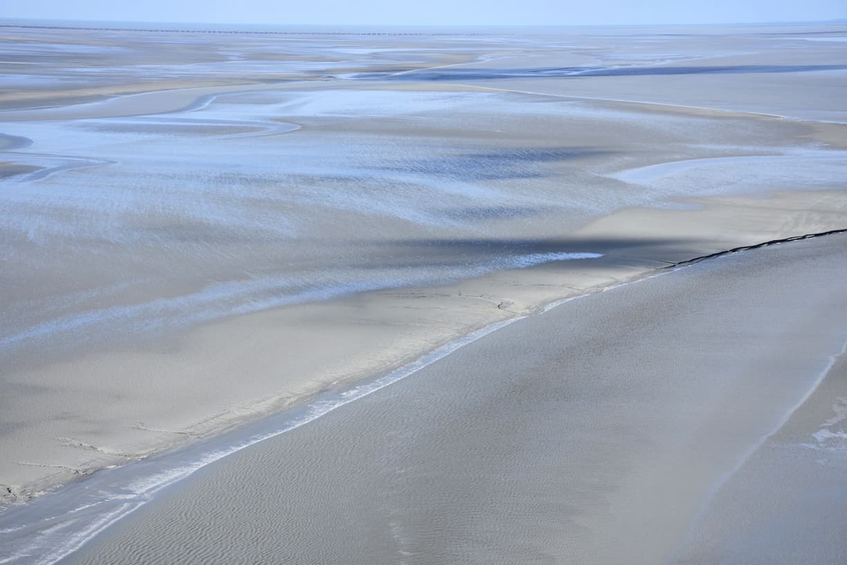 Normandie La baie du Mont-Saint-Michel par grande marée
