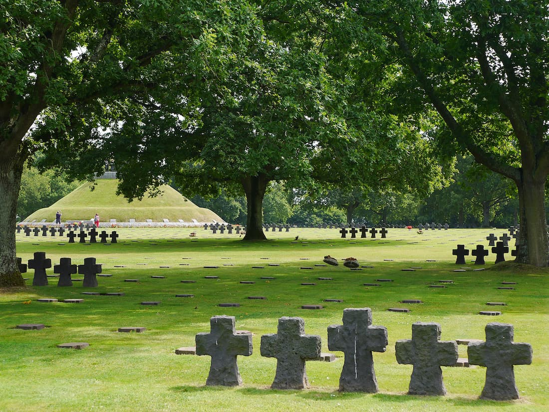 Cimetière allemand de La Cambe Normandie