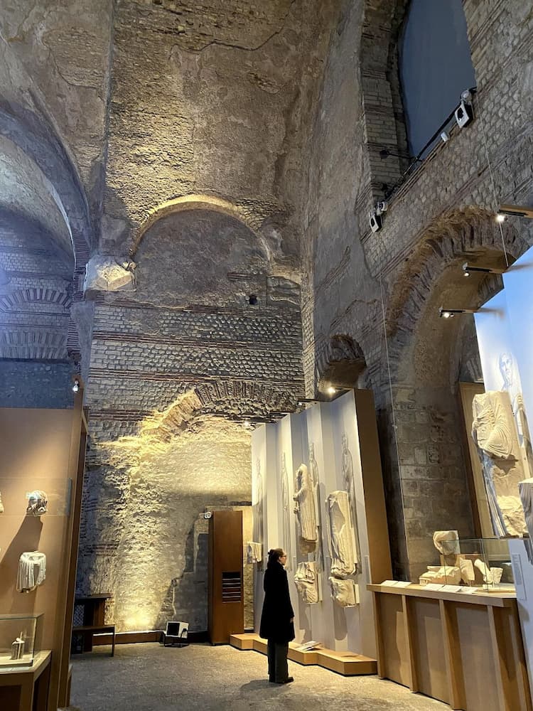 Musée de Cluny : le frigidarium