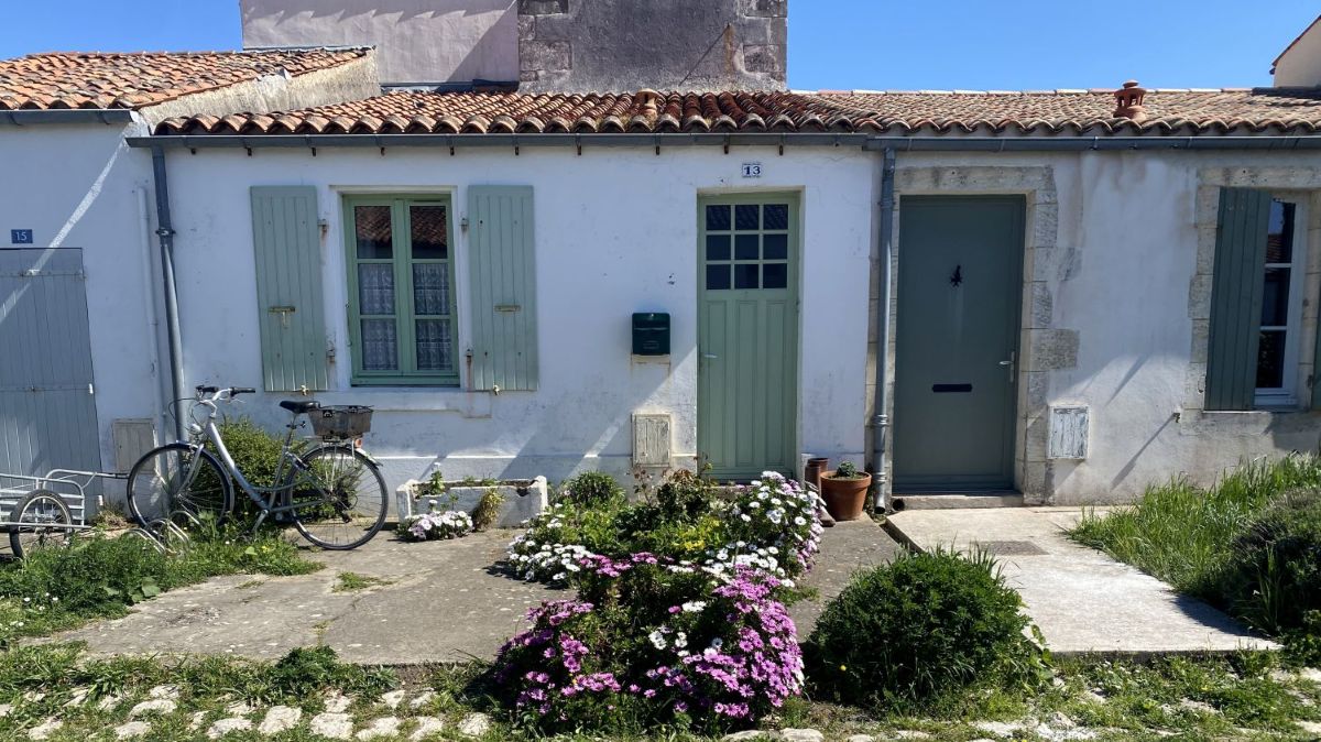 Charente-Maritime Ile d'Aix maison traditionnelle