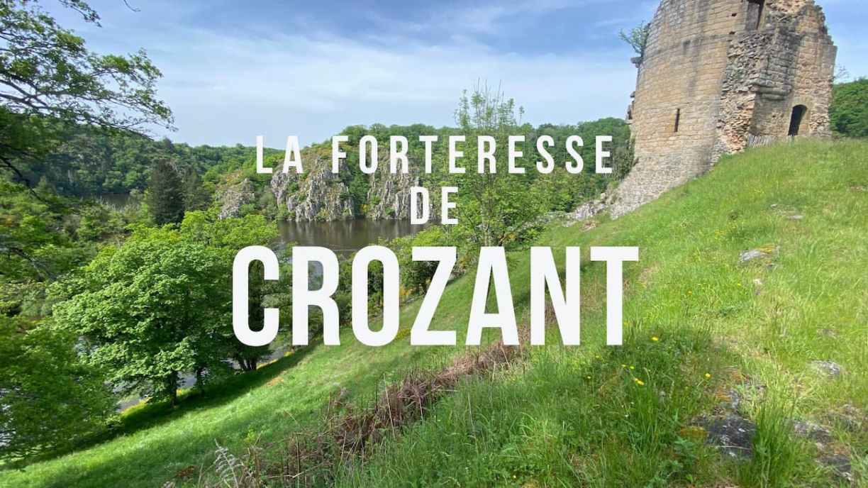 Château de Crozant et ses ruines sur l'éperon rocheux
