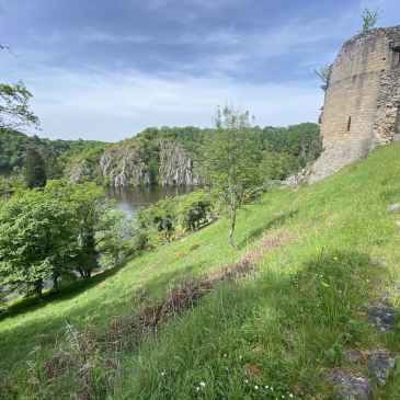 Tour en ruine Château fort Crozant