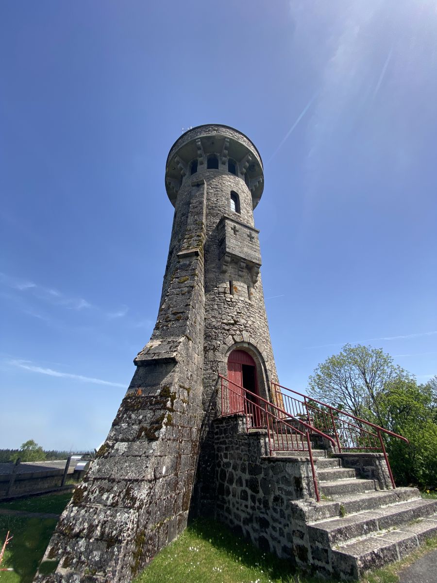 Creuse Toulx-Sainte-Croix phare