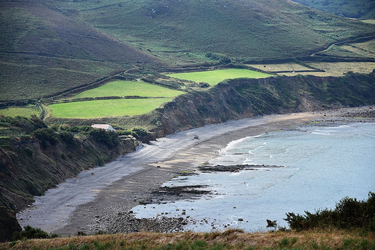 La Hague la baie d'Écalgrain