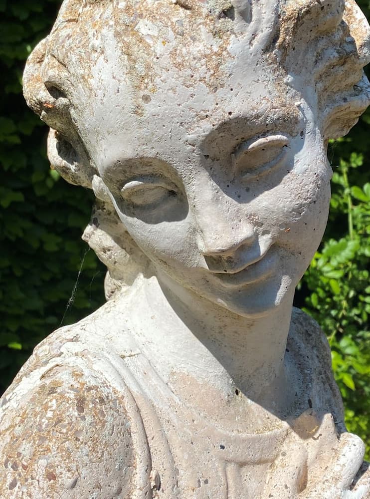 Normandie Cambremer statue Jardins du Pays d'Auge