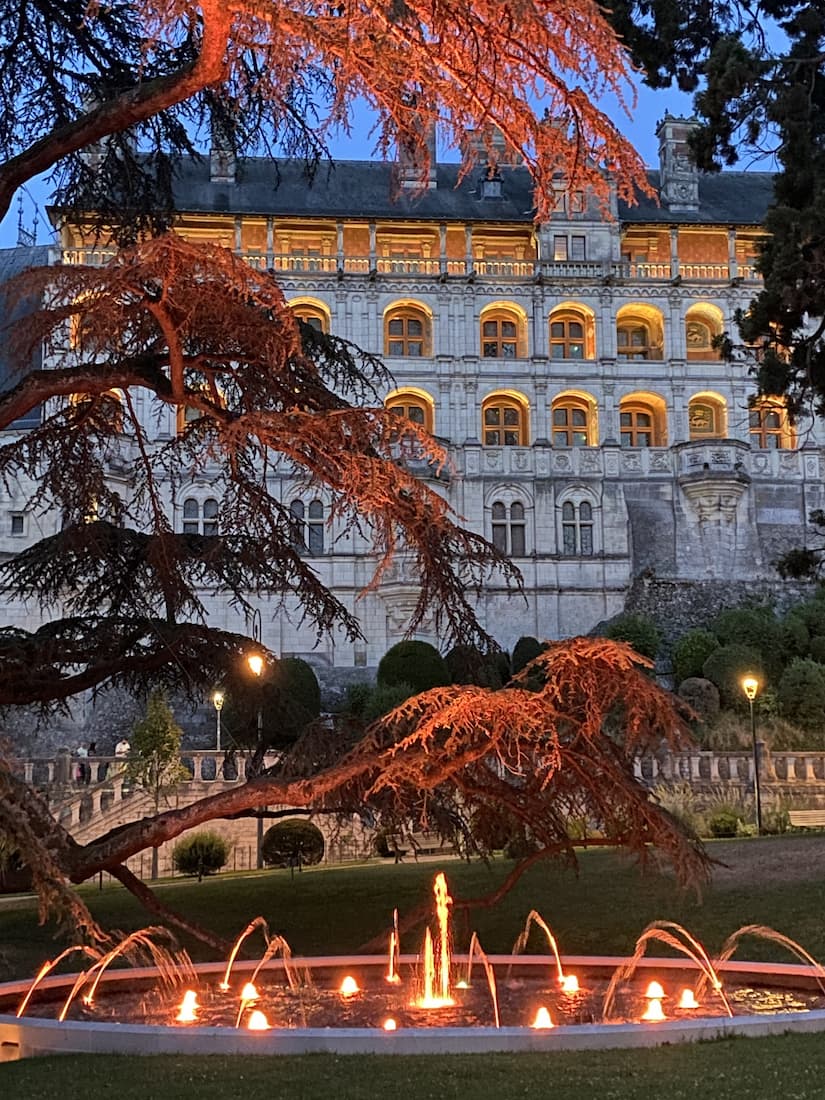 Châteaux de la Loire de nuit