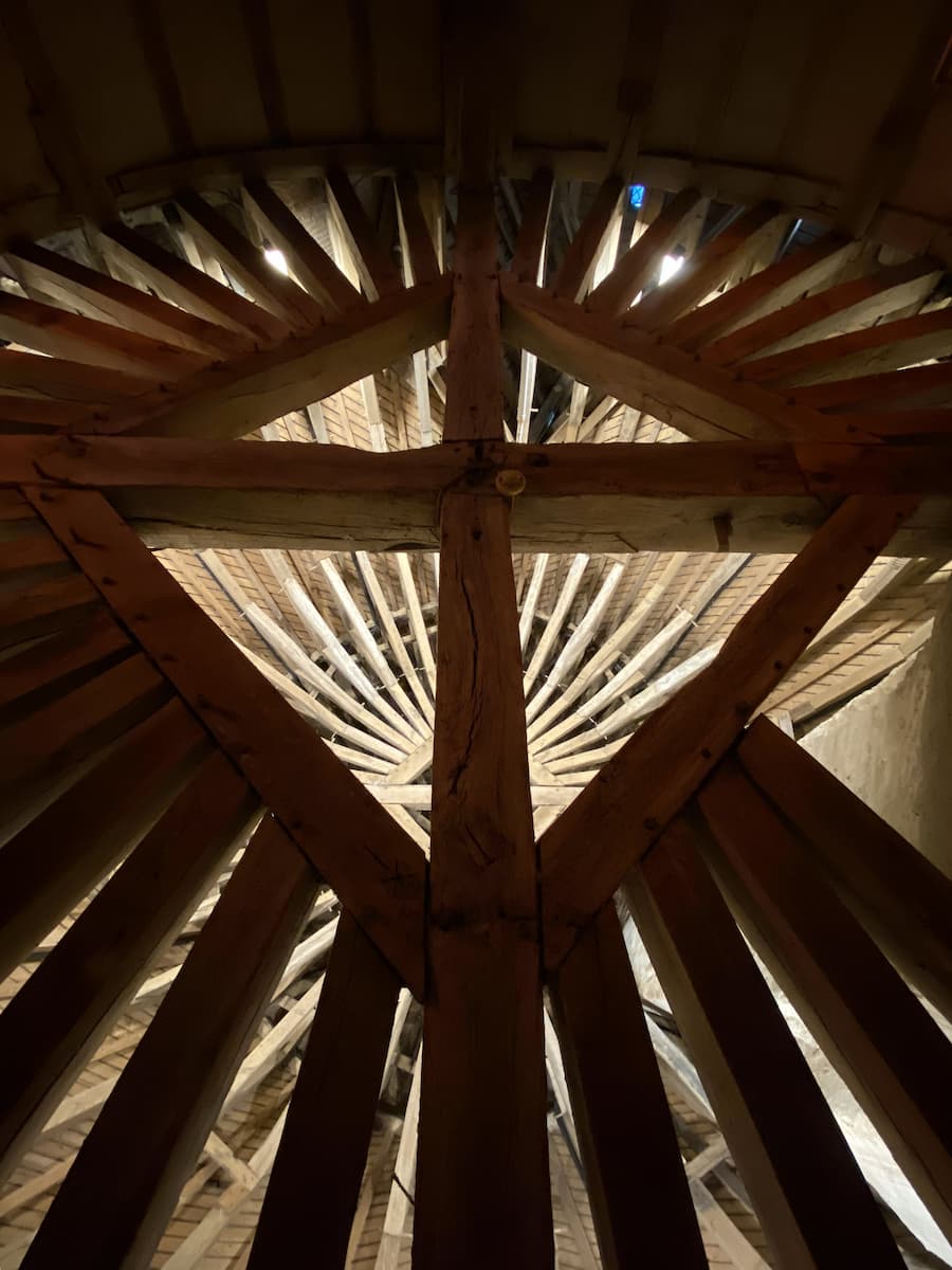 Val de Loire charpente du château de Fougère-sur-Bièvre