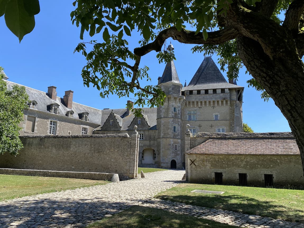 Val de Loire Château de Talcy vu du parc