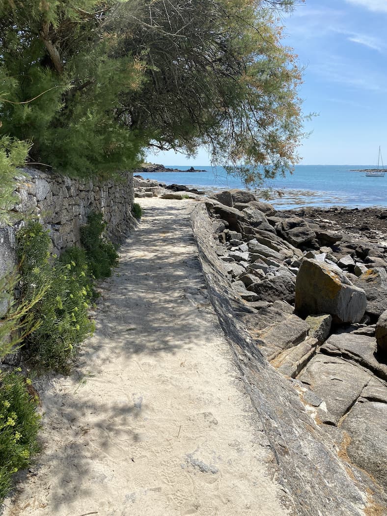 Normandie : Sentier littoral à Chausey Manche